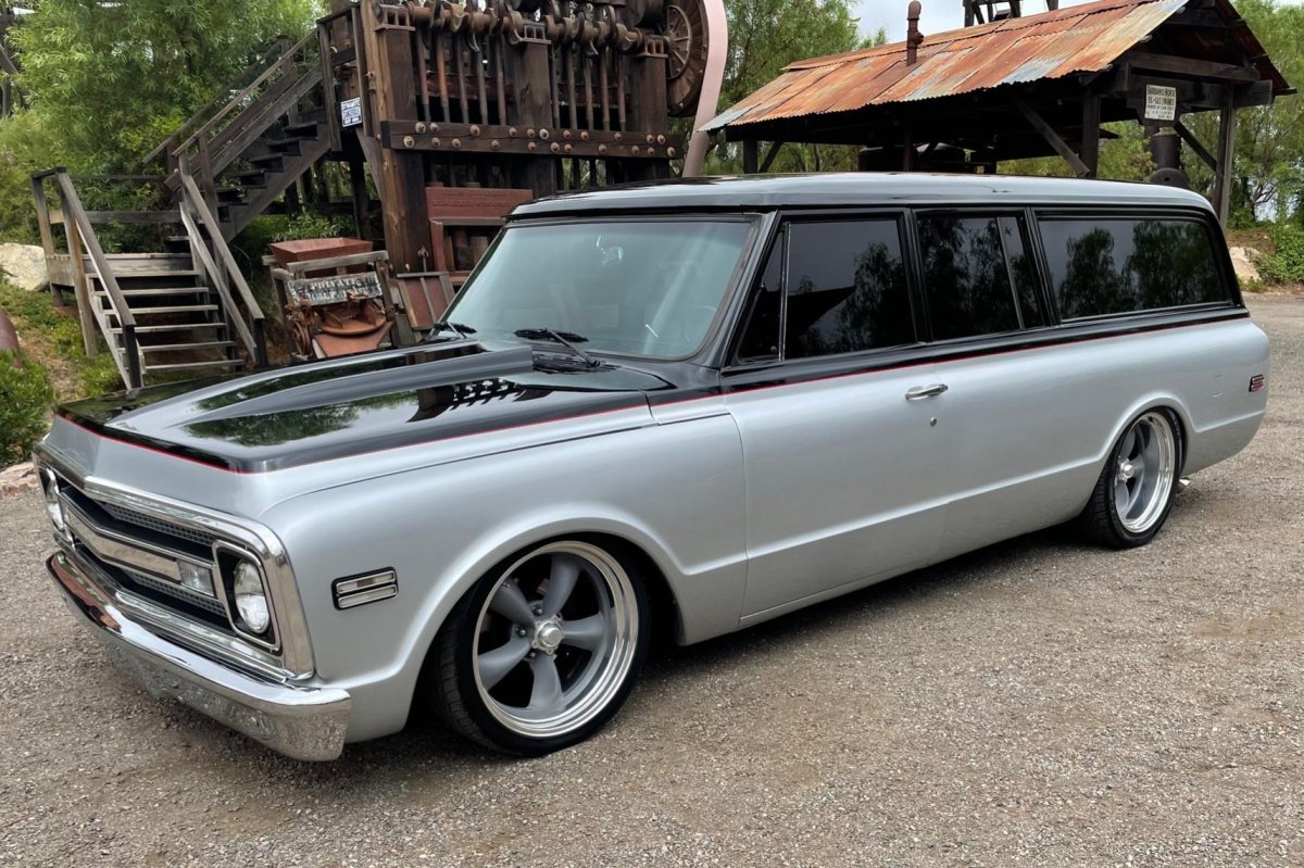 Chevrolet Suburban 1970