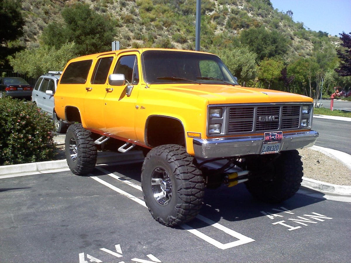 Chevrolet Suburban 1989