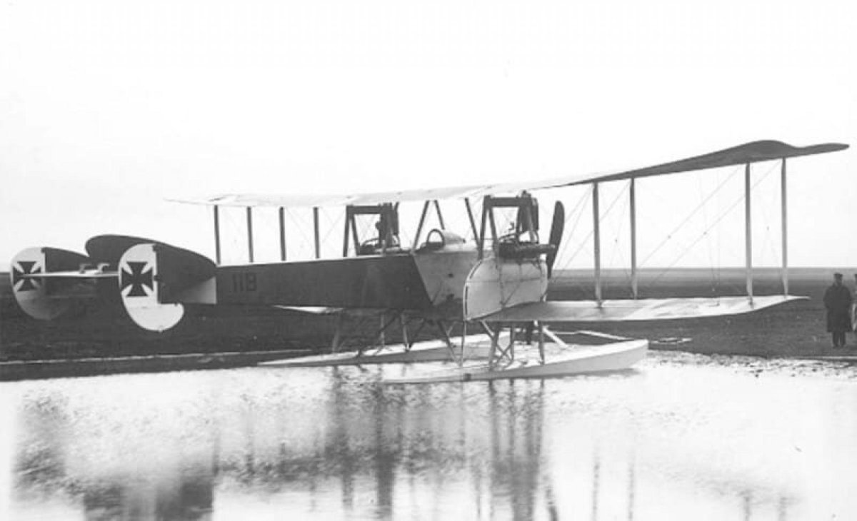 Гота самолет