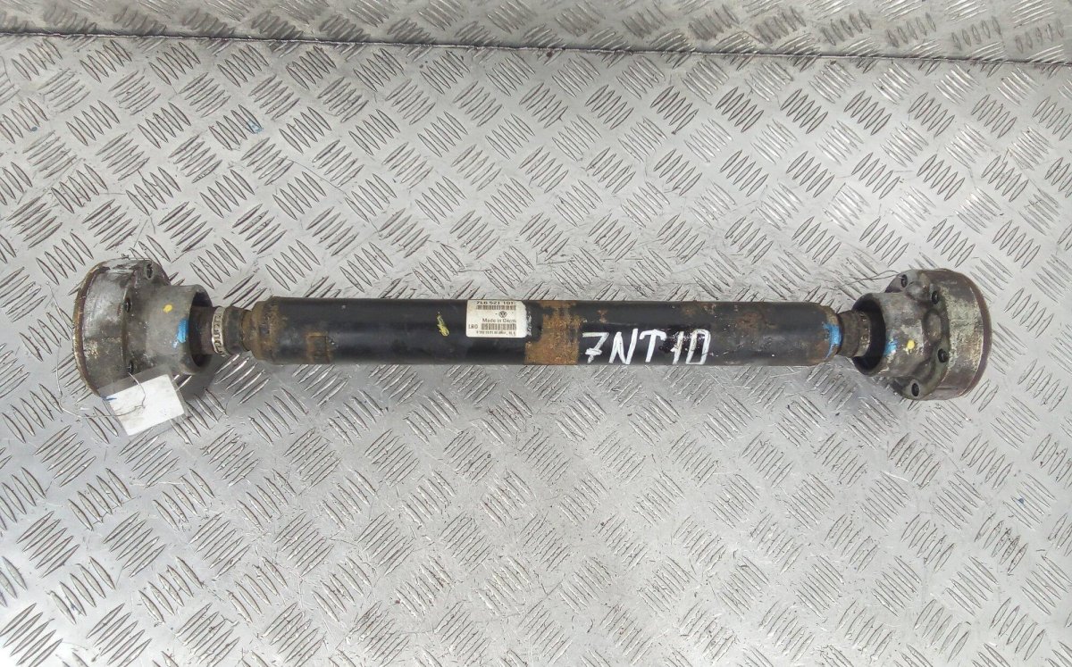 Приводной вал Туарег 2008 года