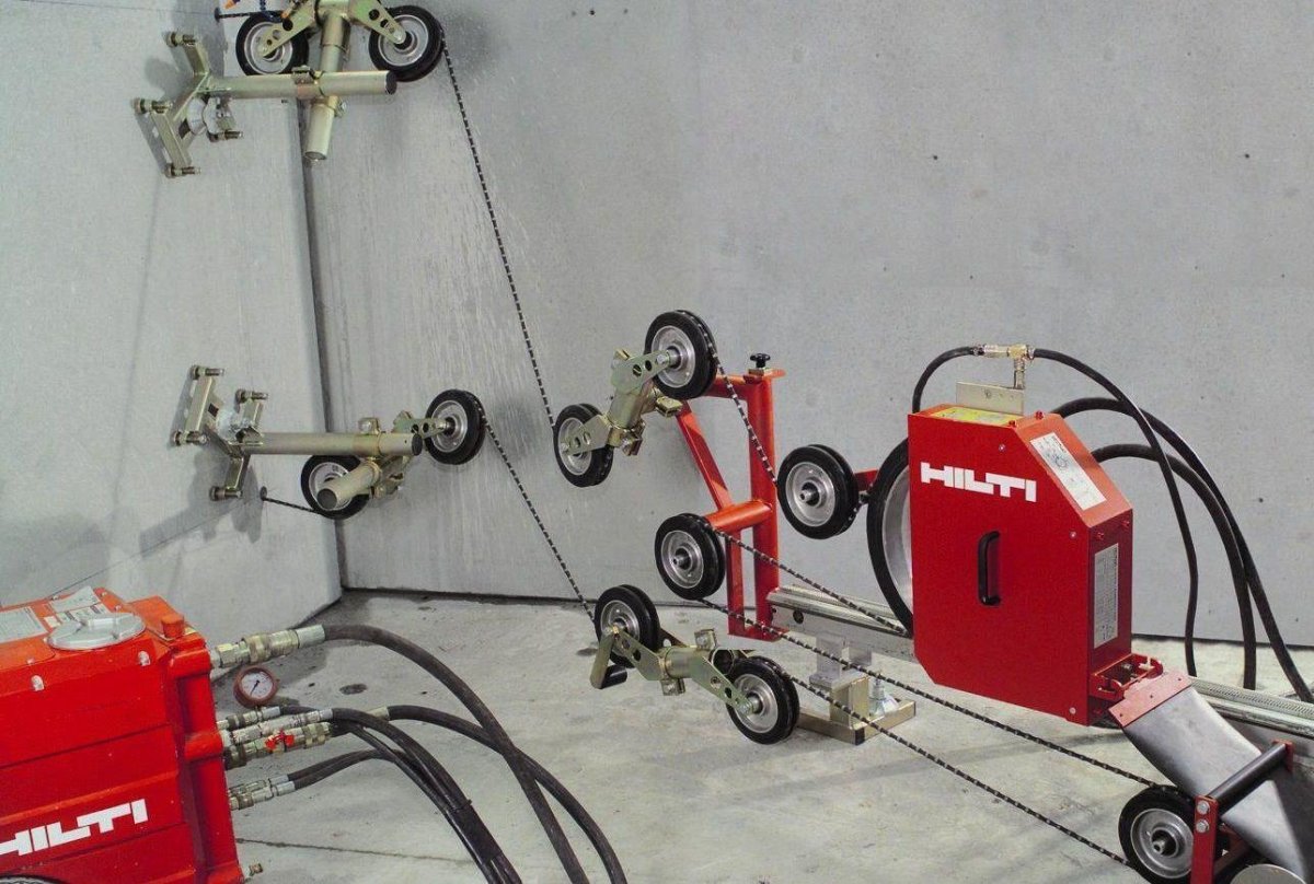 Аппарат для резки бетона хилти