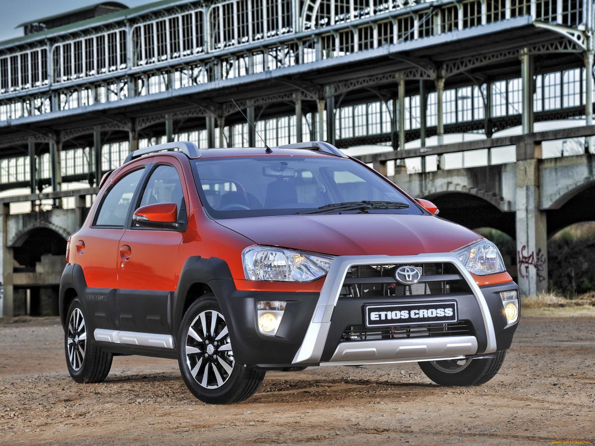 Автомобиль Cross