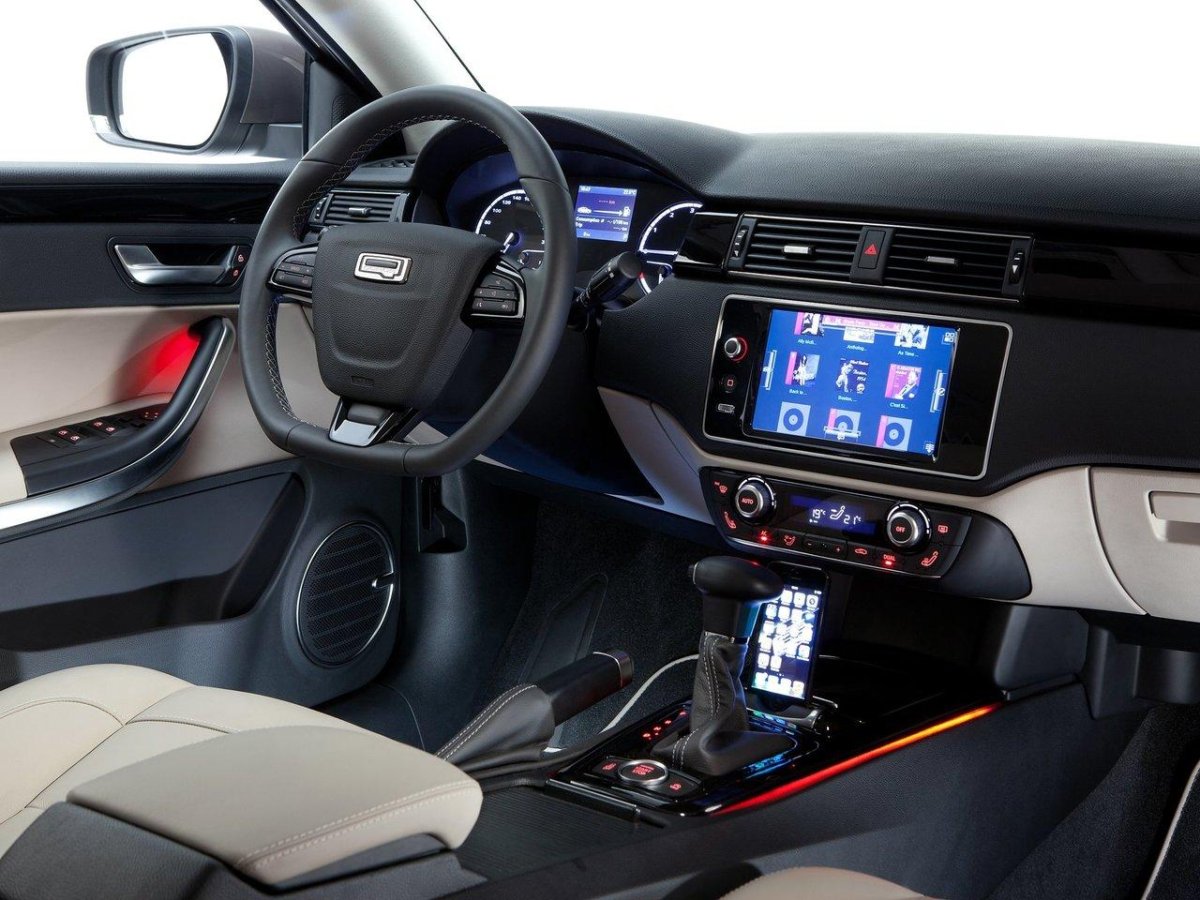 Chery Qoros 3 салон
