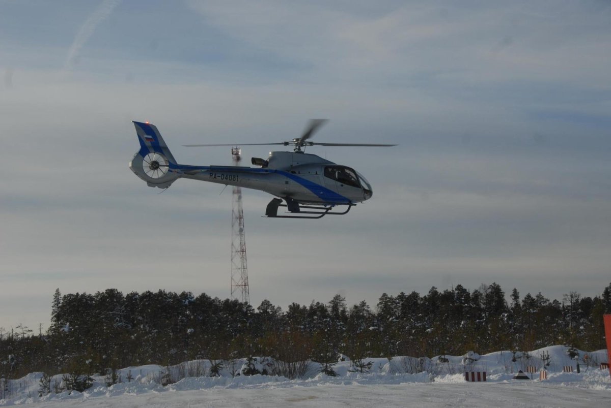 Вертолетная площадка АК Ямал новый Уренгой