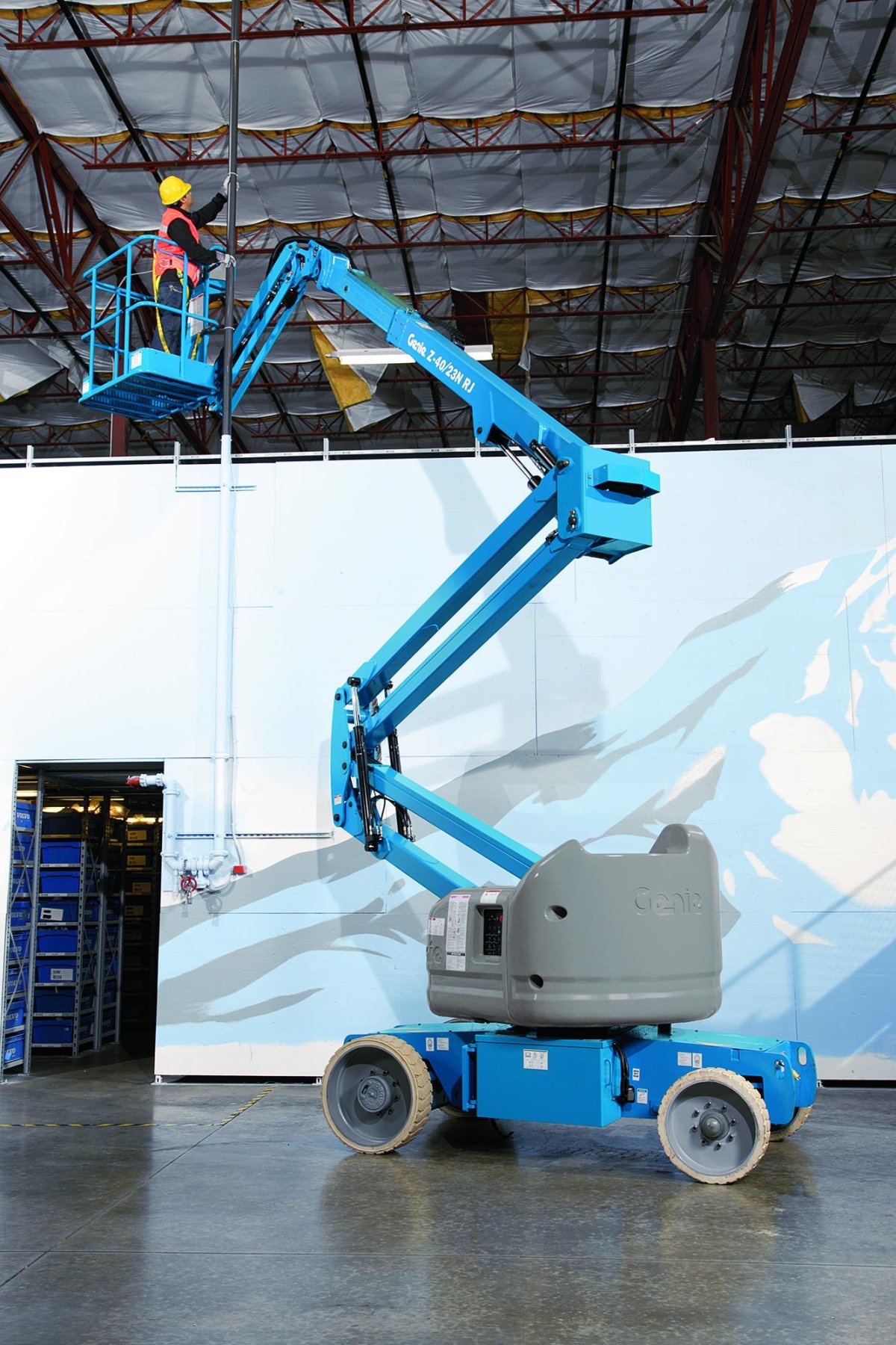 Коленчатый подъемник Genie