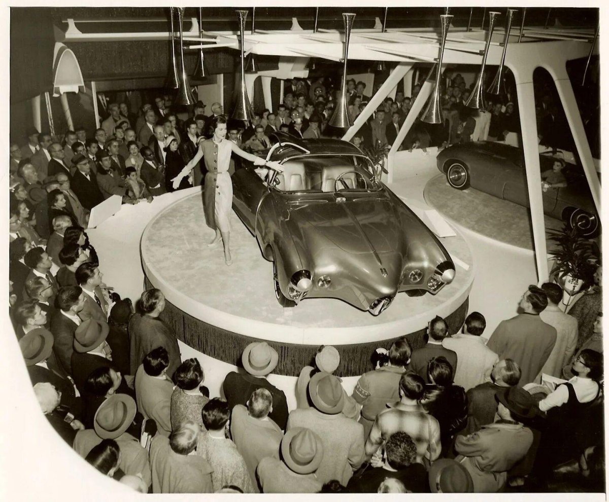 Oldsmobile Golden Rocket, 1956