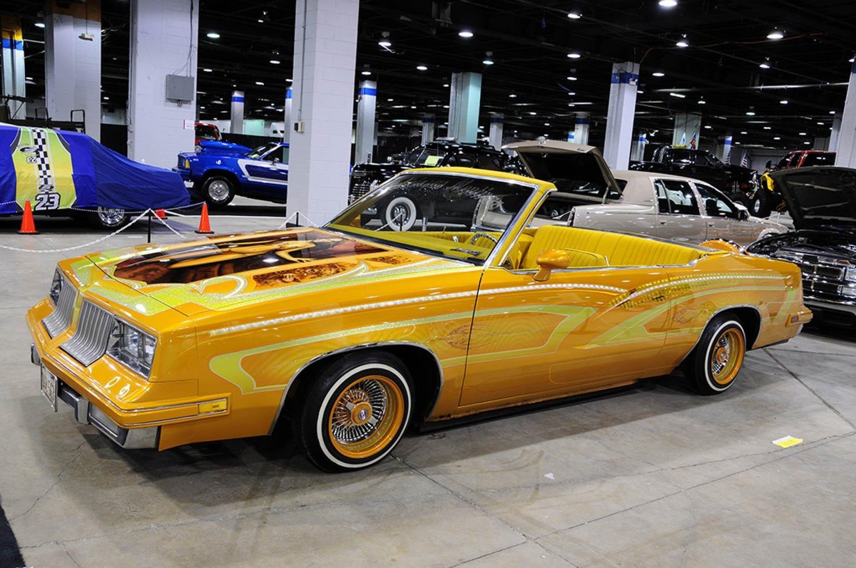 Машины Лоурайдеры