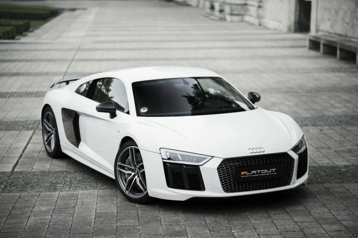 Audi r8 White