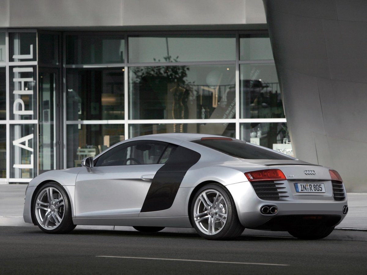 Ауди r8 2007