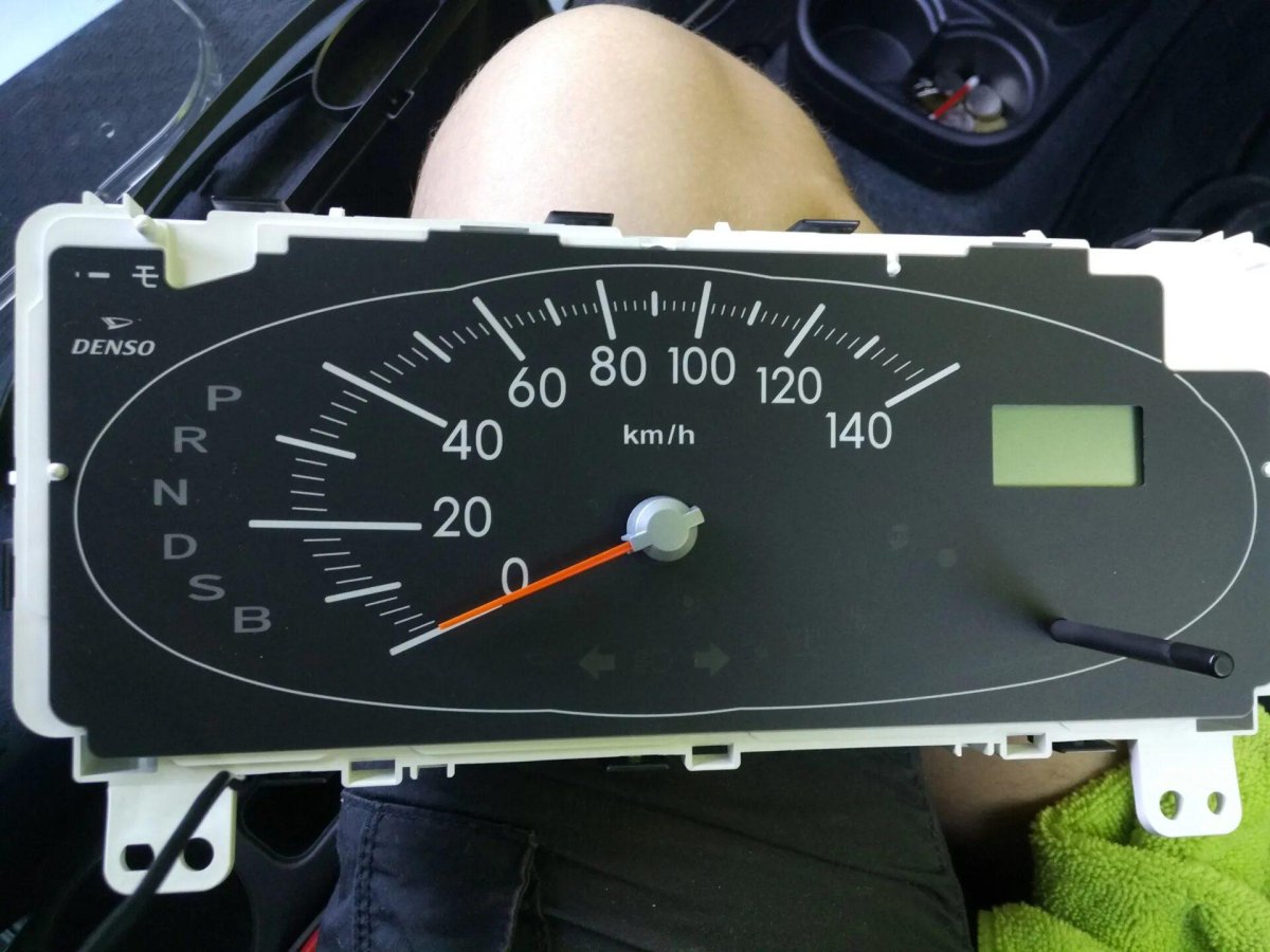 Панели приборов Daihatsu Mira