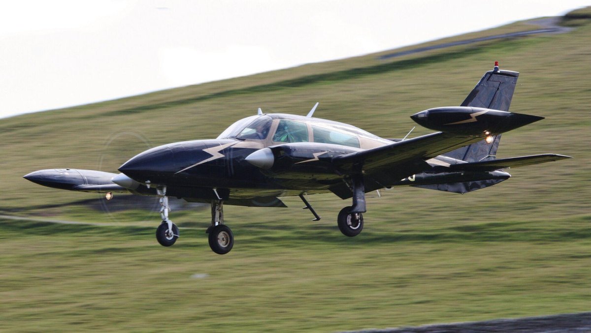 Самолёт Цесна 310