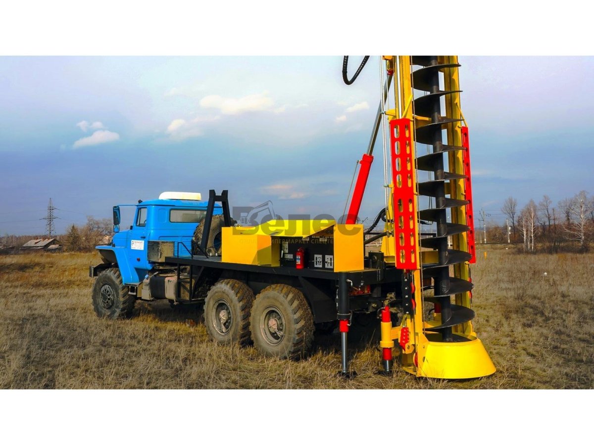 БКМ бурильно-крановая машина