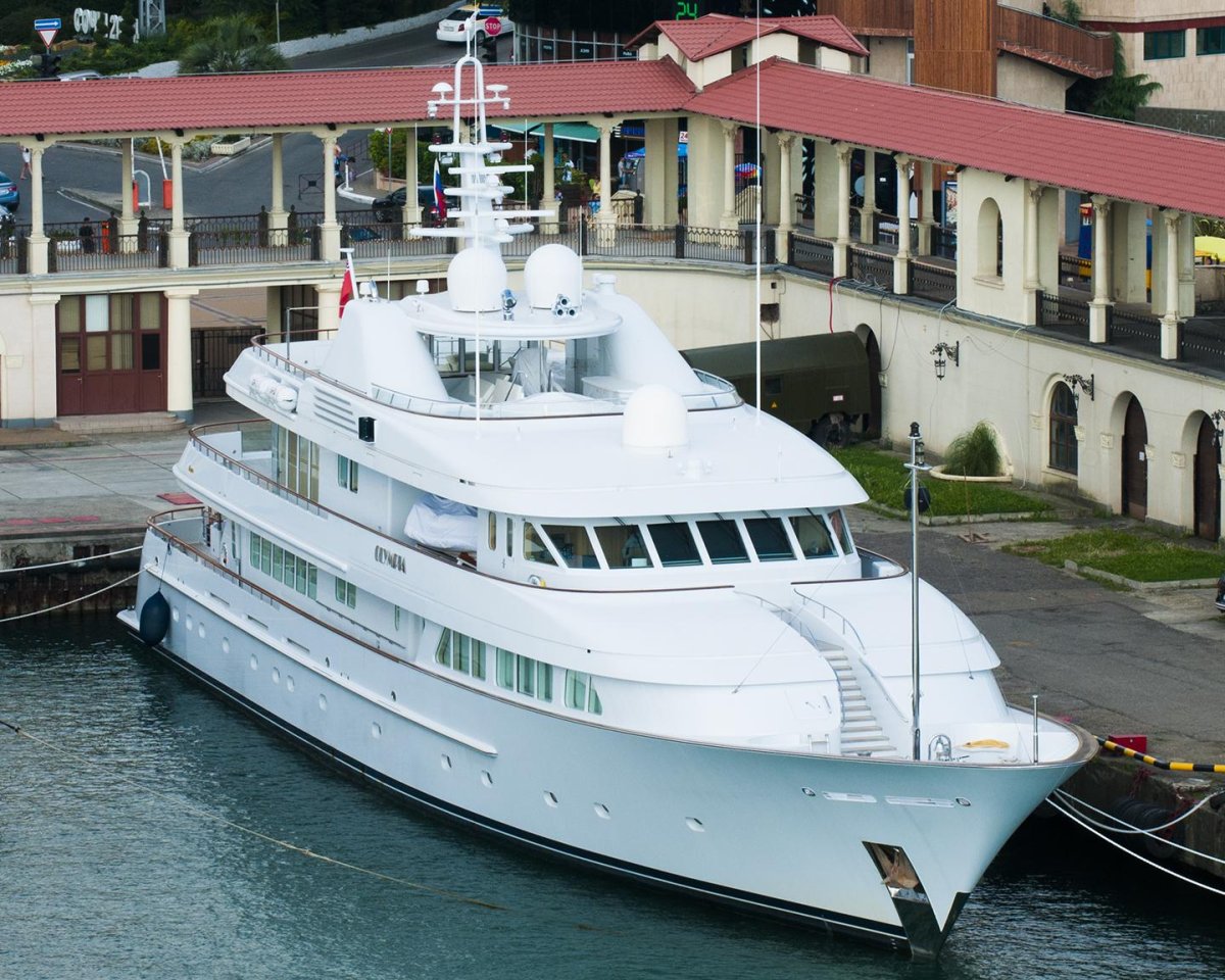 Яхта Олимпия Путина