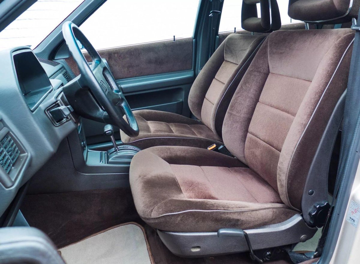 Ауди 100 с4 салон велюр