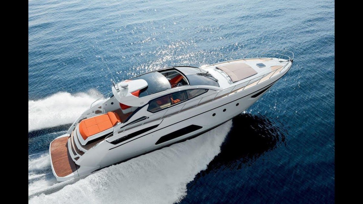Яхта Azimut 58