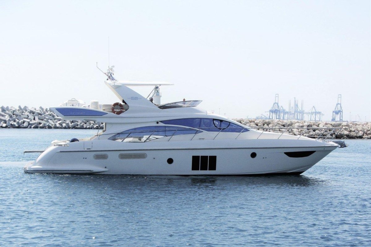 Катер Azimut 58