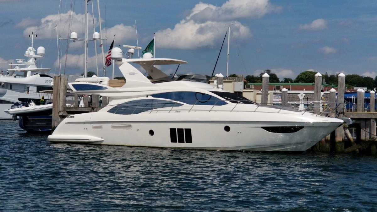 Азимут 58 яхта