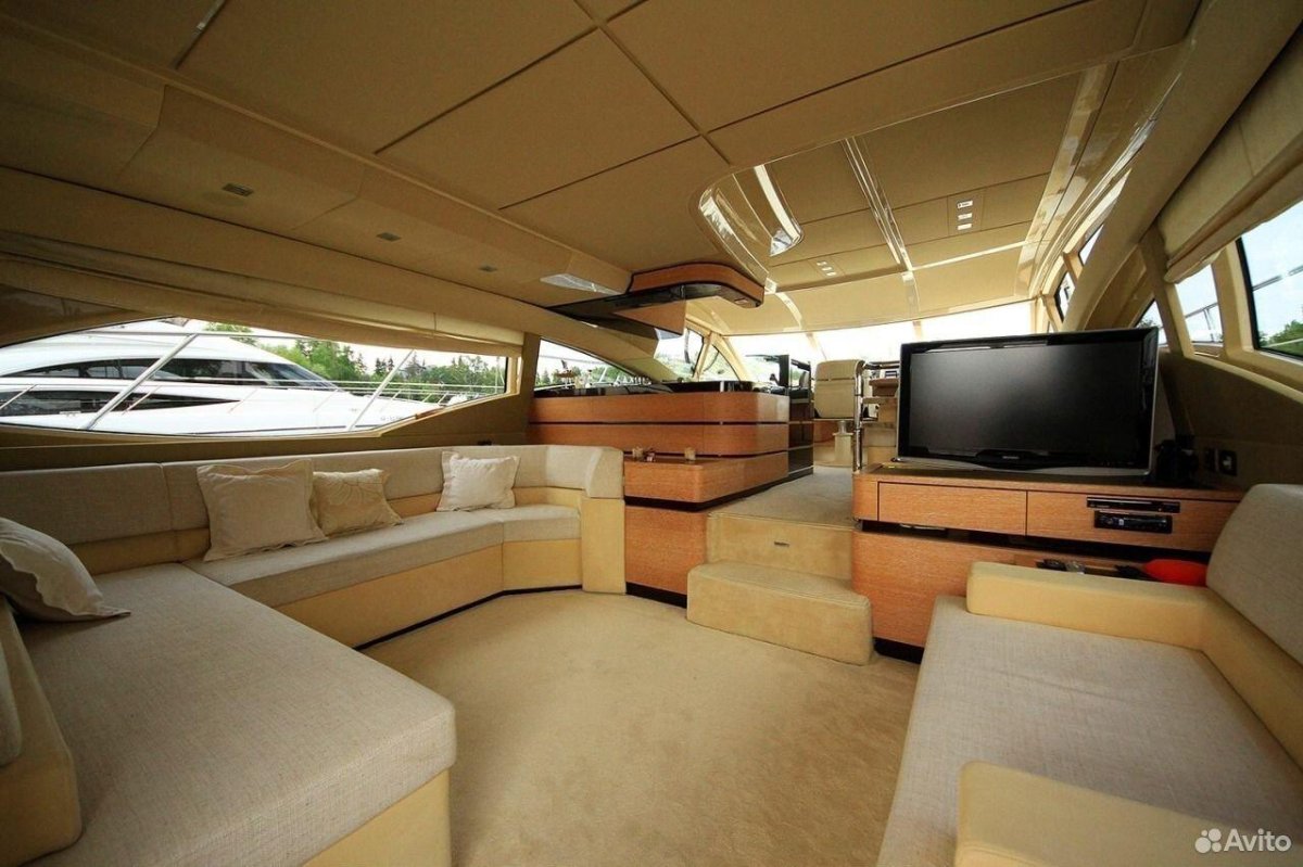 Azimut яхта 58 HT