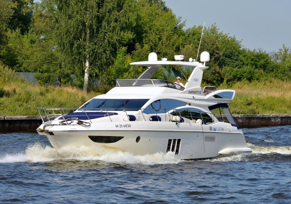 Катер Азимут 58