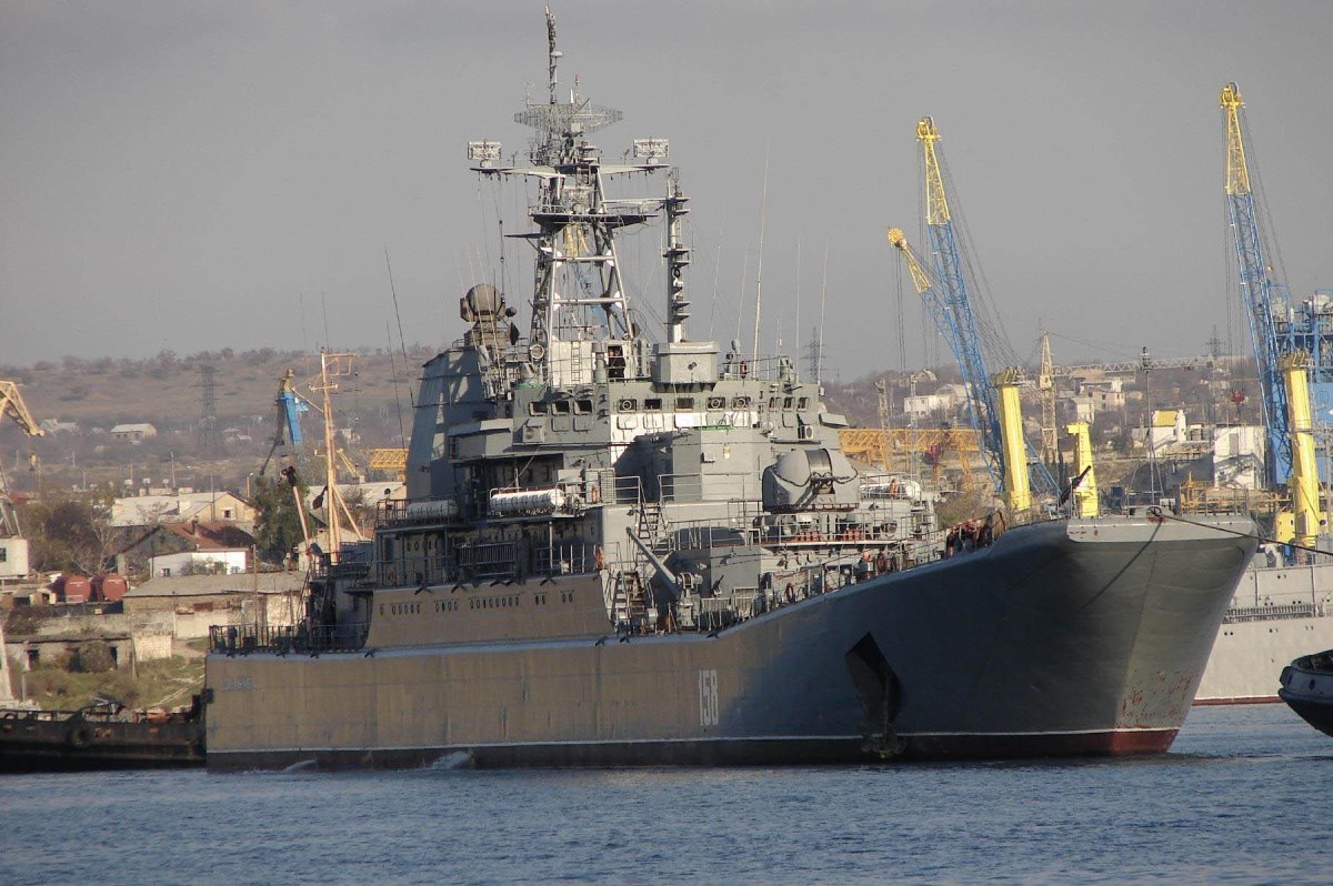 «Цезарь Куников» (БДК-64)