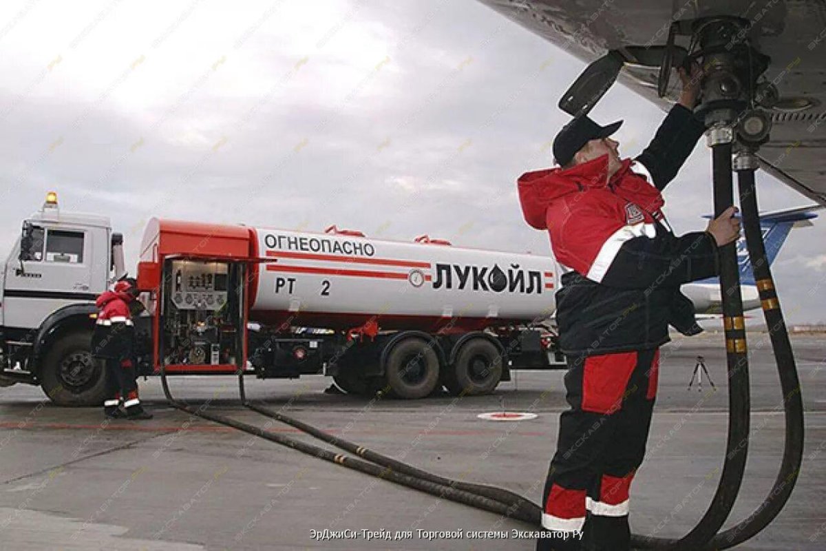 Заправка самолета