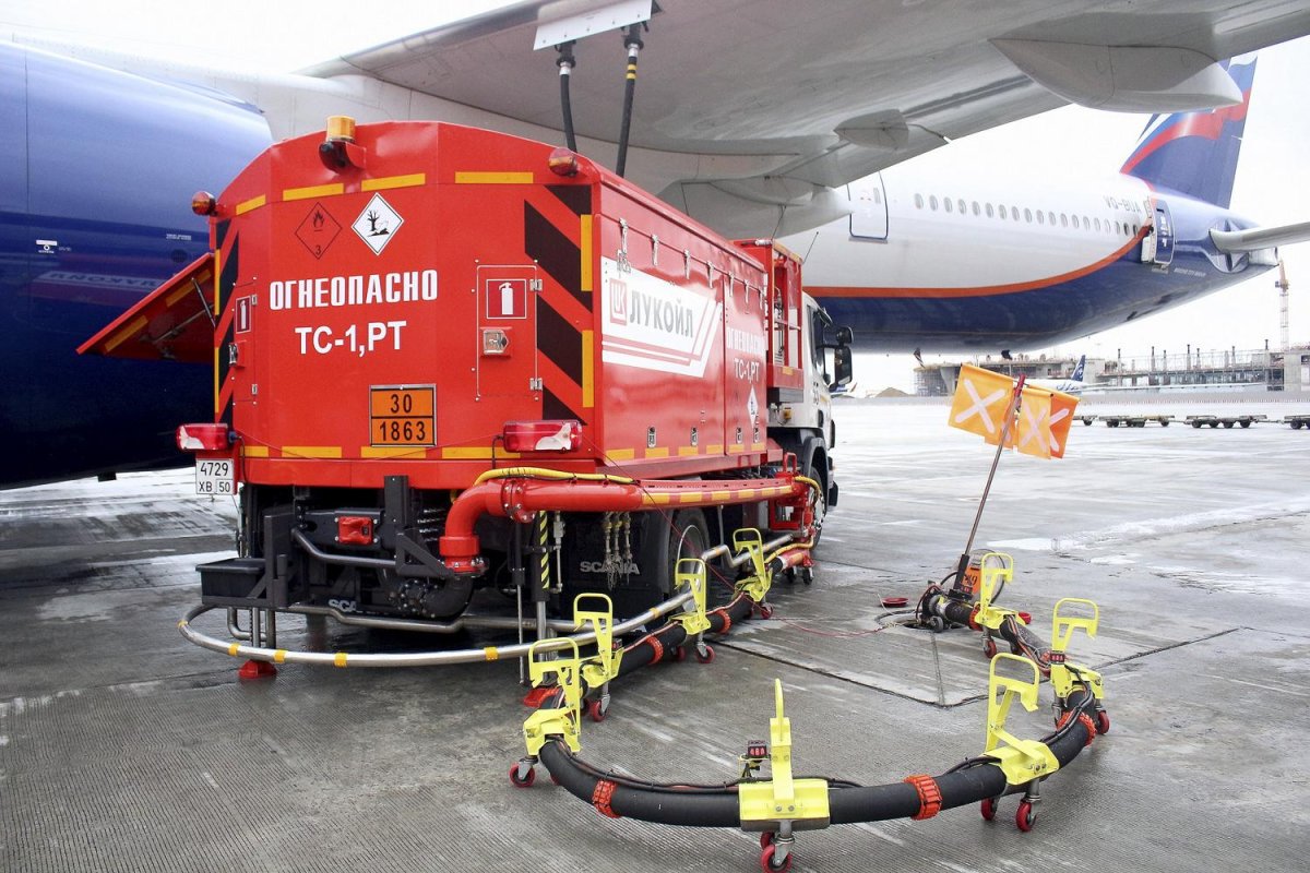 Заправочные агрегаты для самолетов