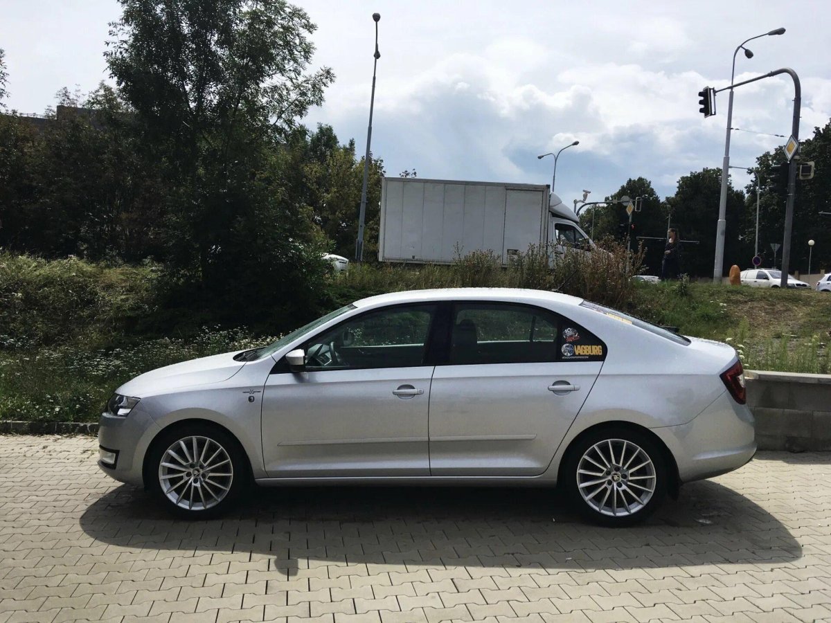 Skoda Rapid r17