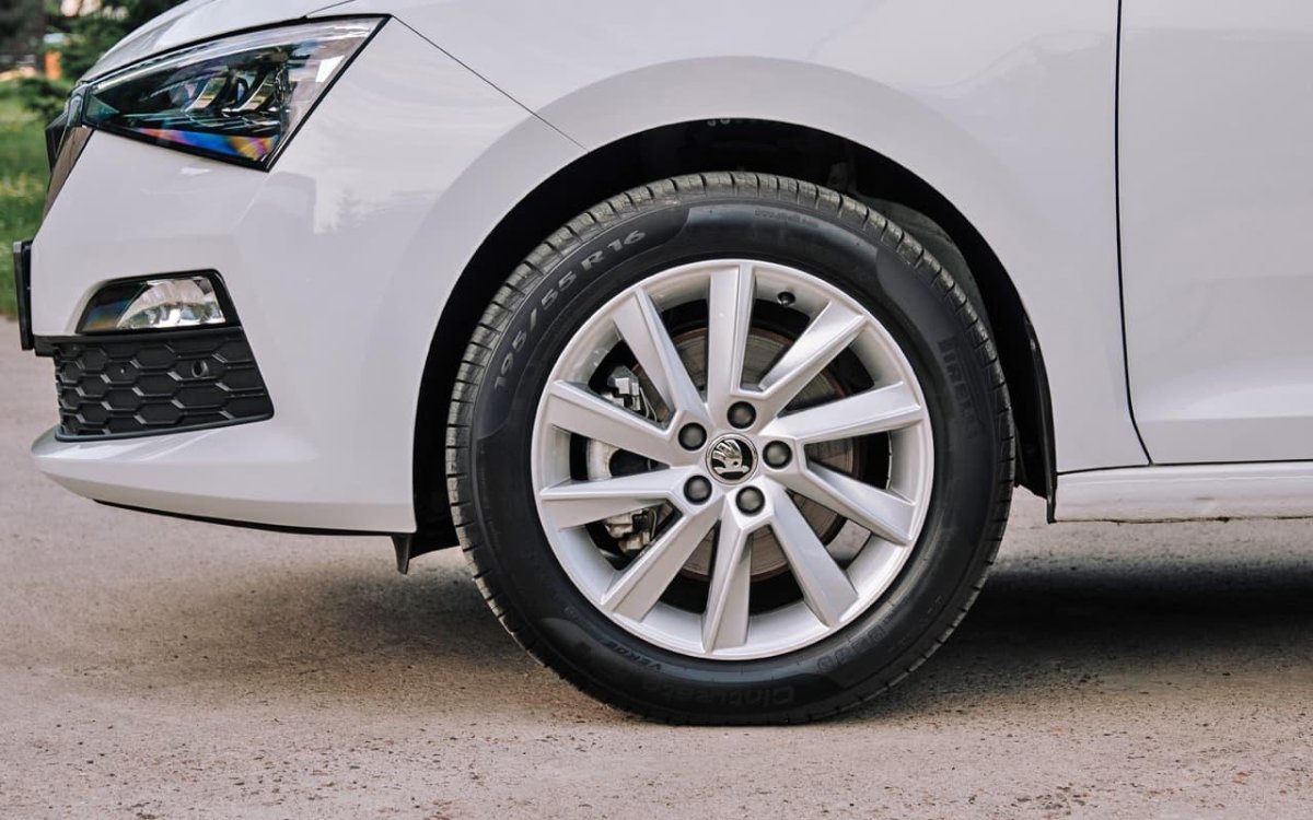 Шкода Рапид 2021