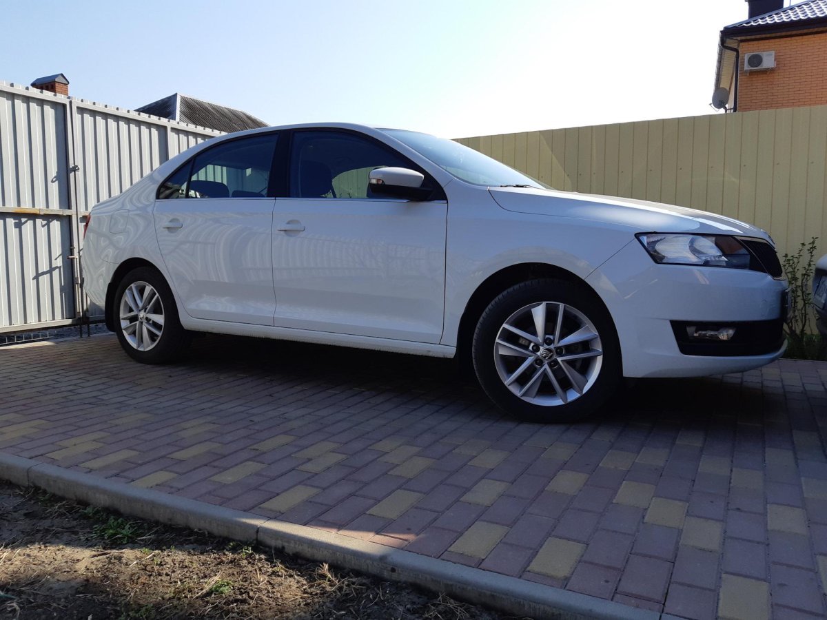 195 55 R16 на Шкода Рапид