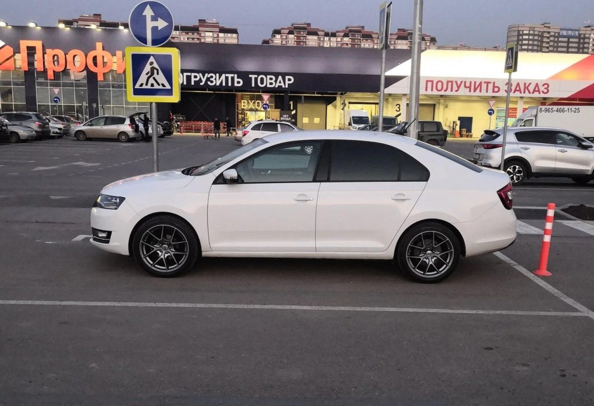 Skoda Rapid hre