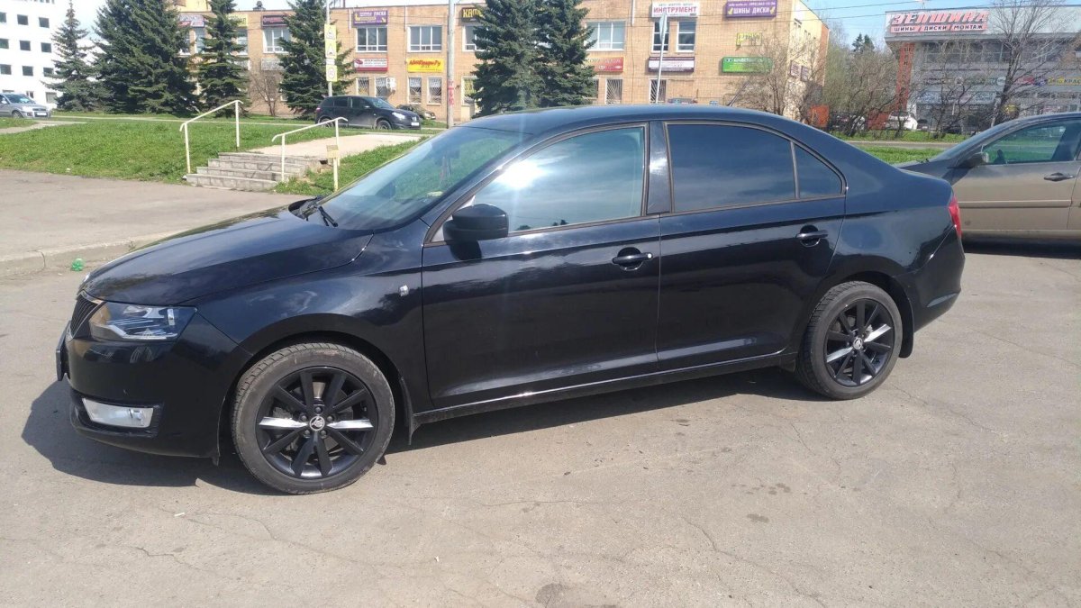 Черные диски Antia Skoda Rapid