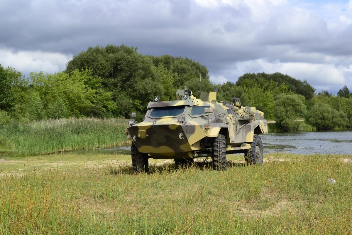 Кайман белорусский броневик