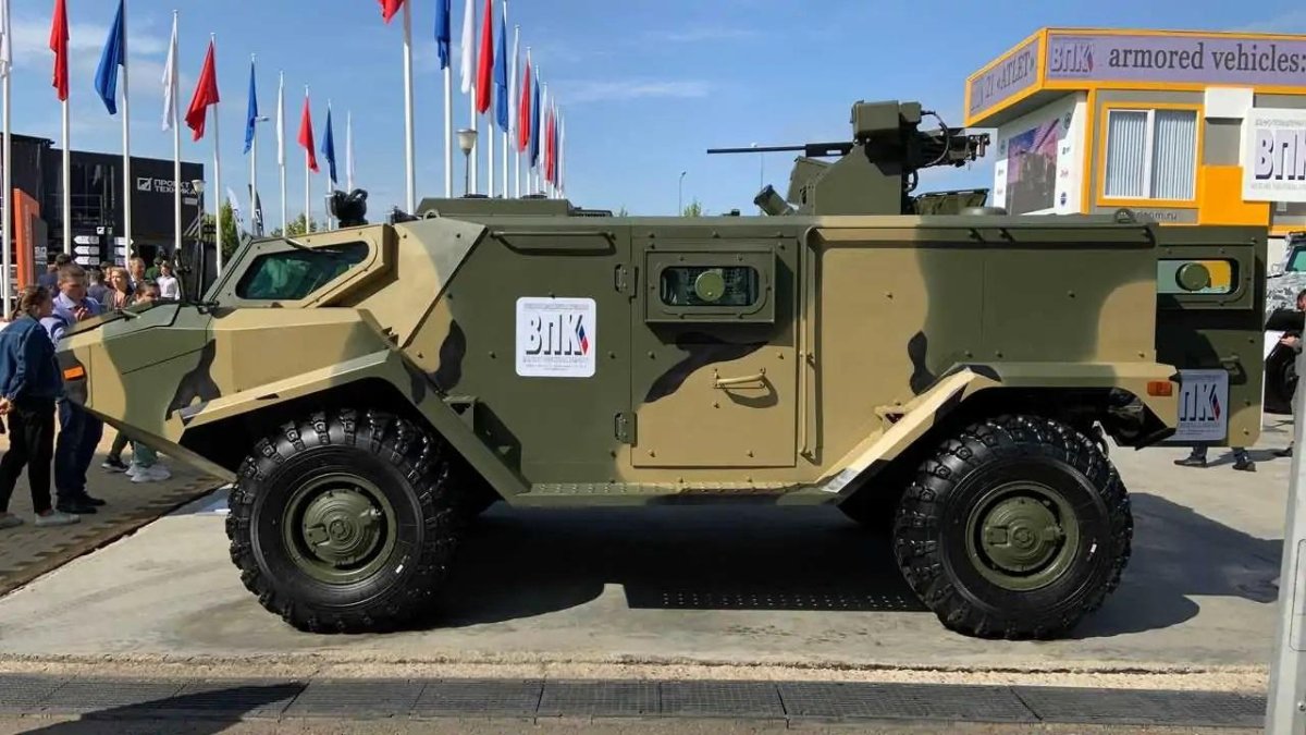 ВПК Урал бронеавтомобиль
