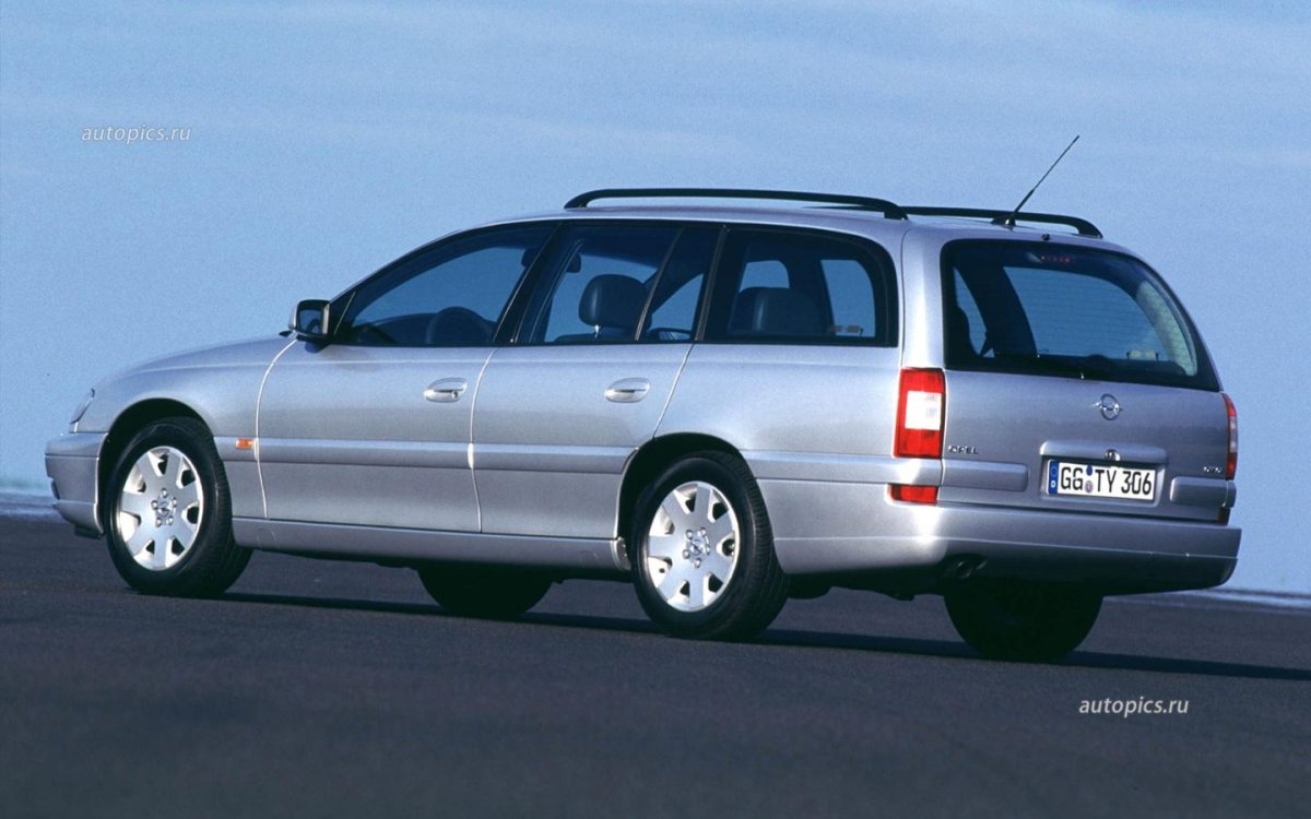 Opel Omega универсал 2000