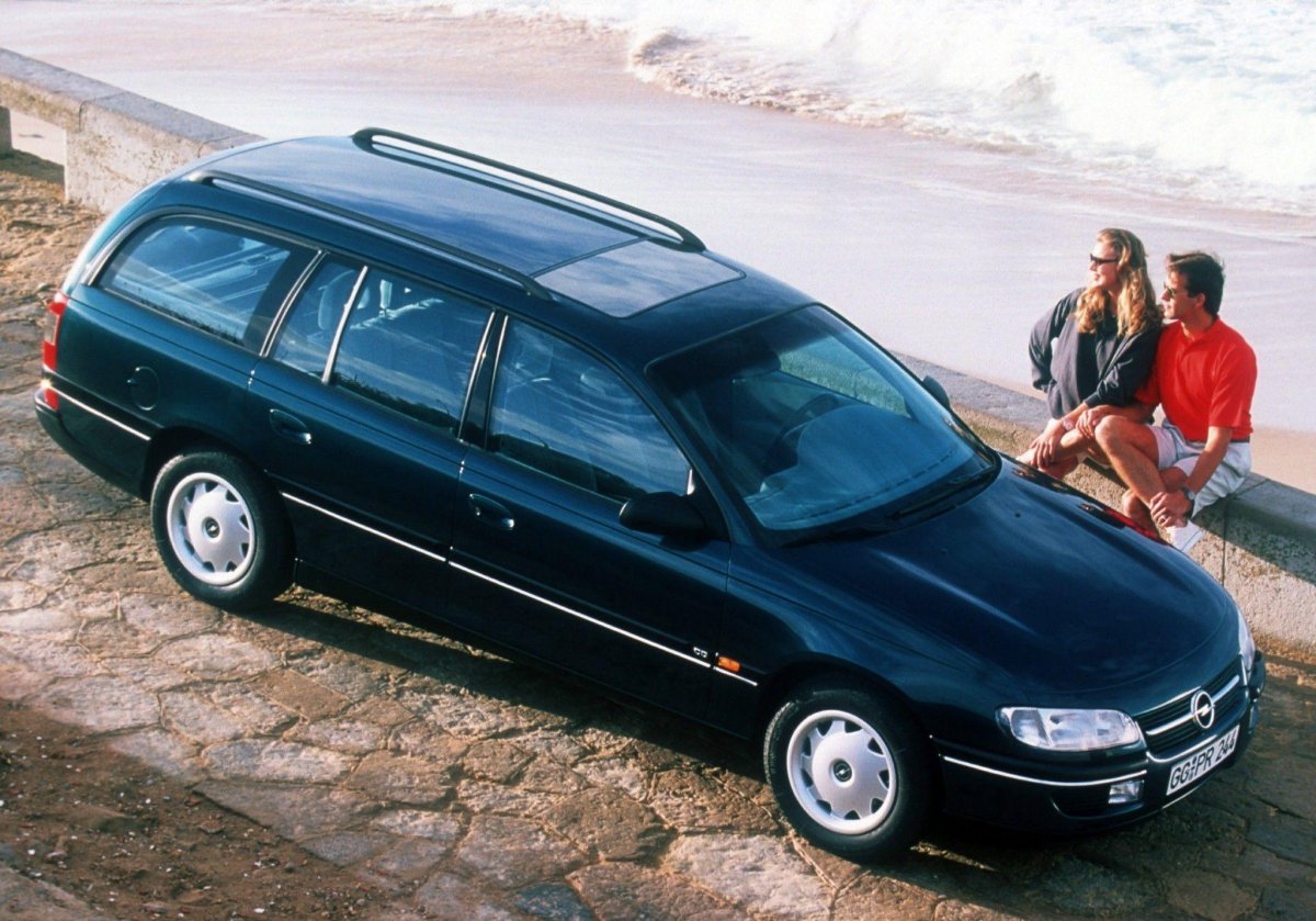 Opel Omega универсал 1995