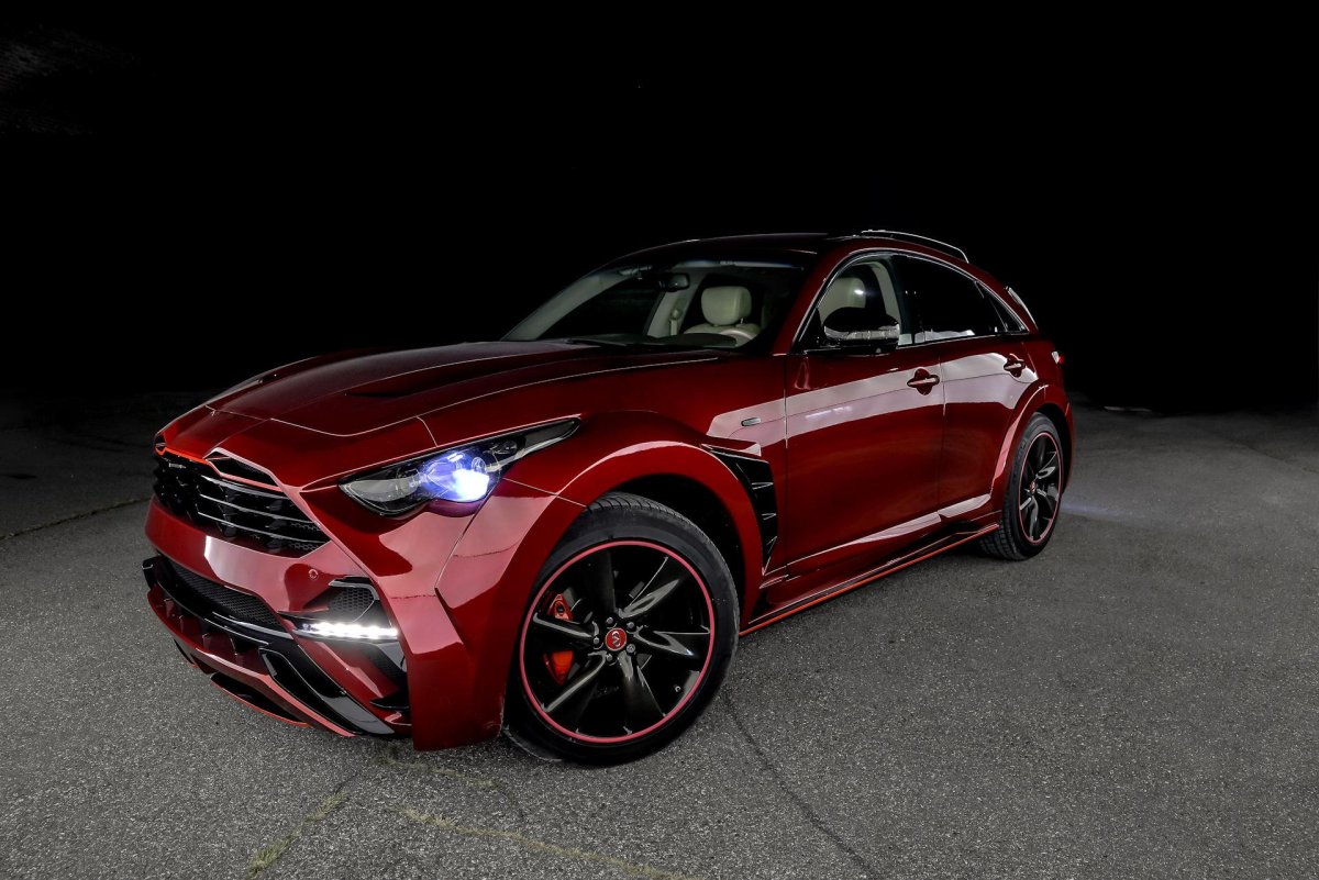 Красный Инфинити qx70