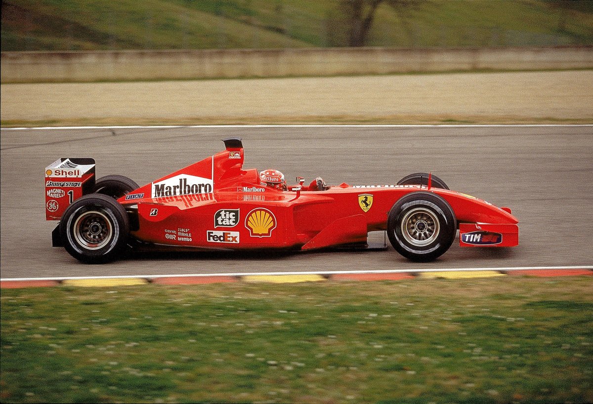 Болид Шумахера 2001