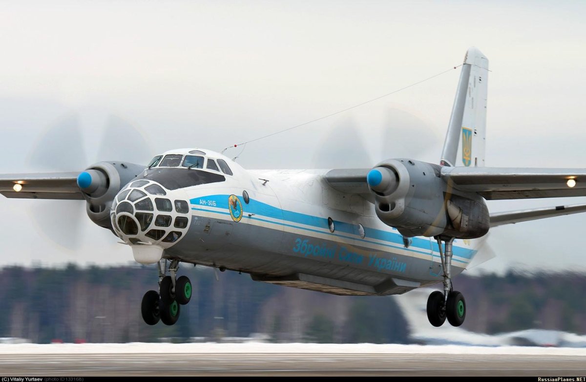 АН-30 разведчик