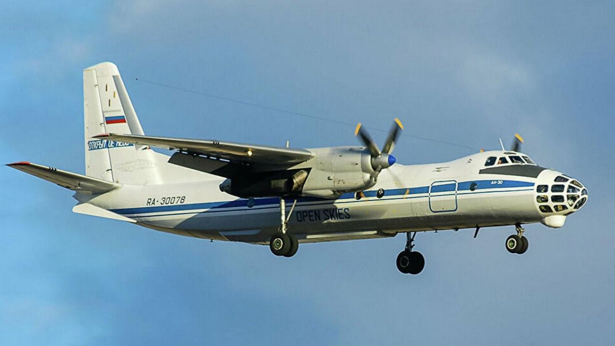 АН-30 фотооборудование