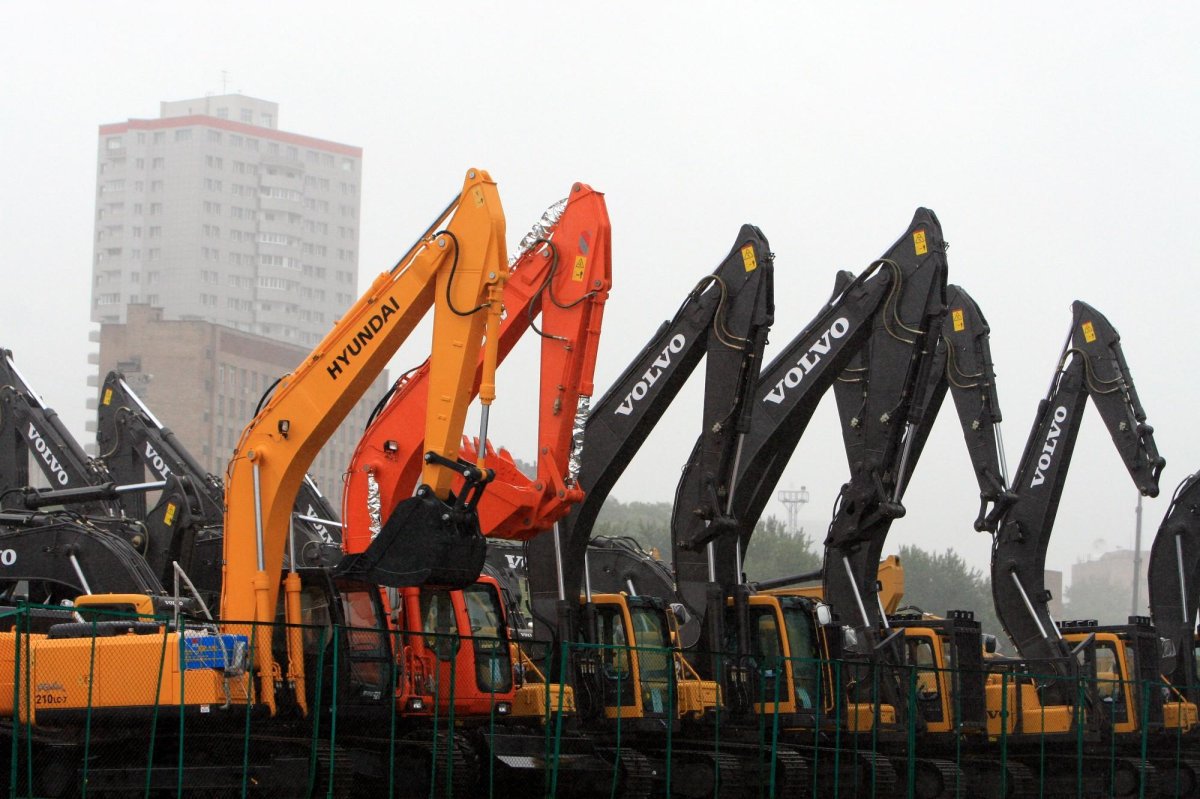 Стоянка экскаваторов