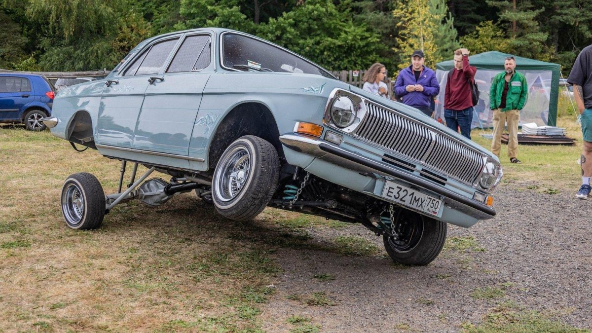 Волга 24 лоурайдер