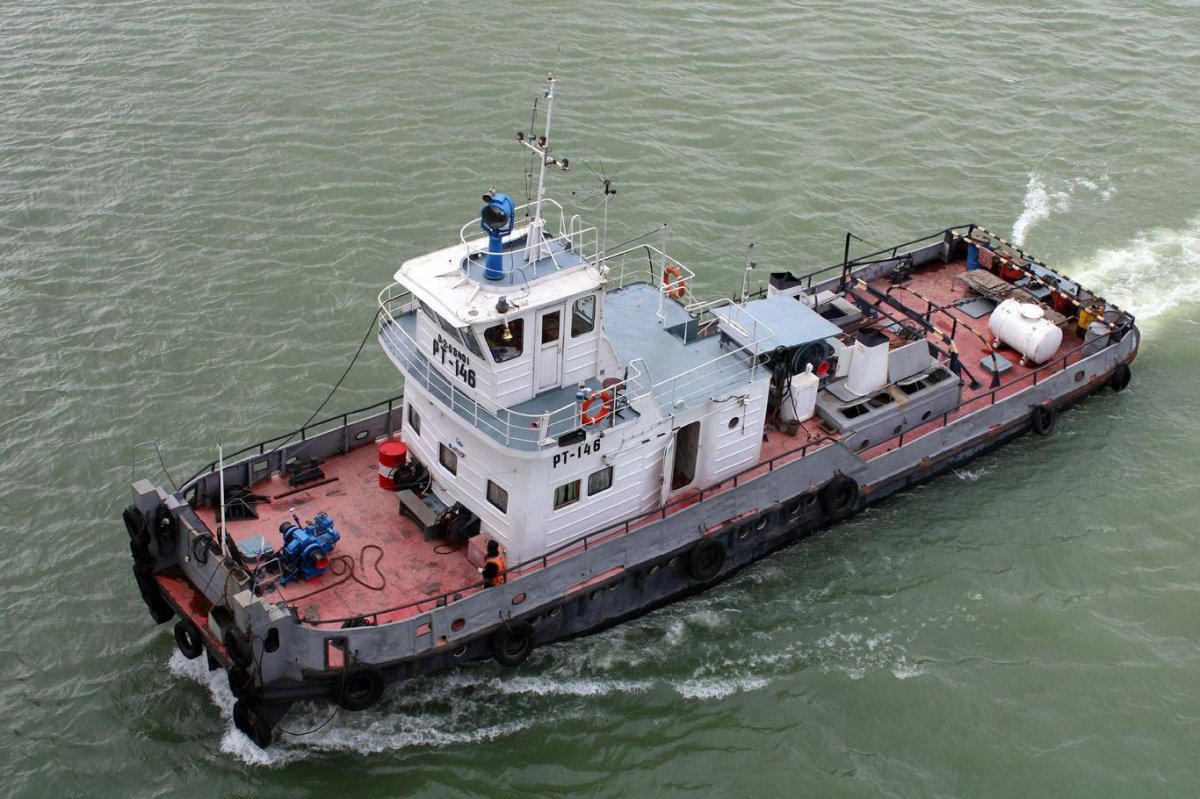 Теплоход РТ Полярный