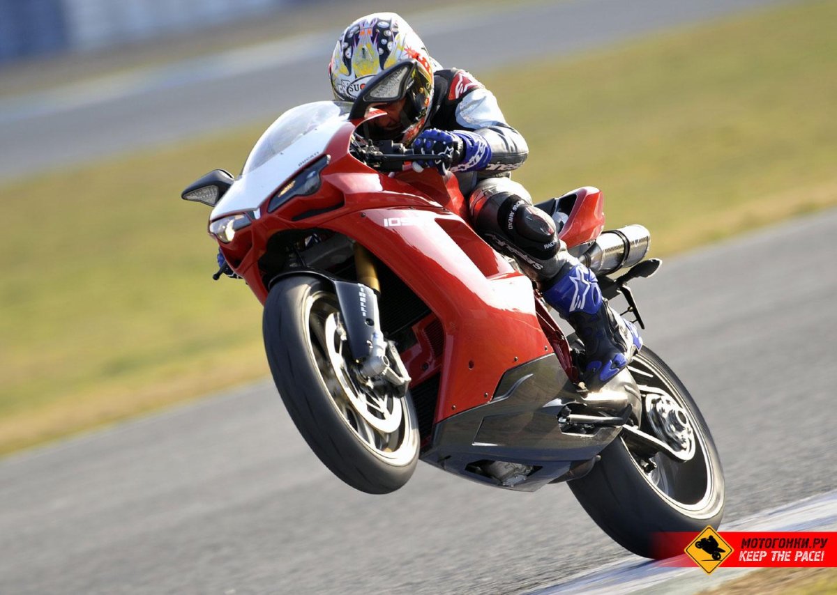 Дыбы на мотоцикле