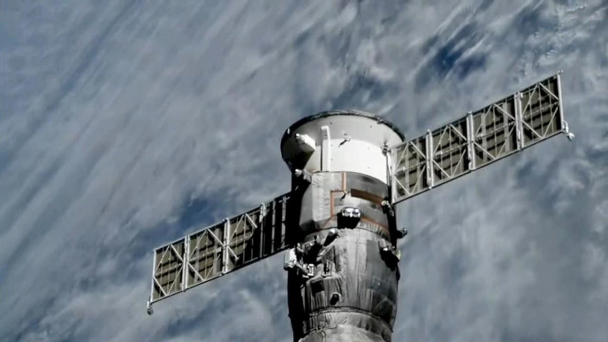 Прогресс МС-22