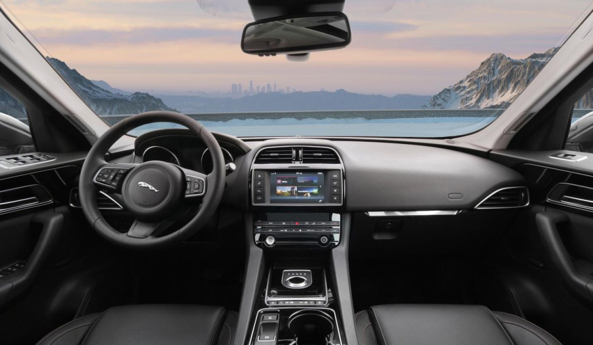 Jaguar f Pace 2020 Interior