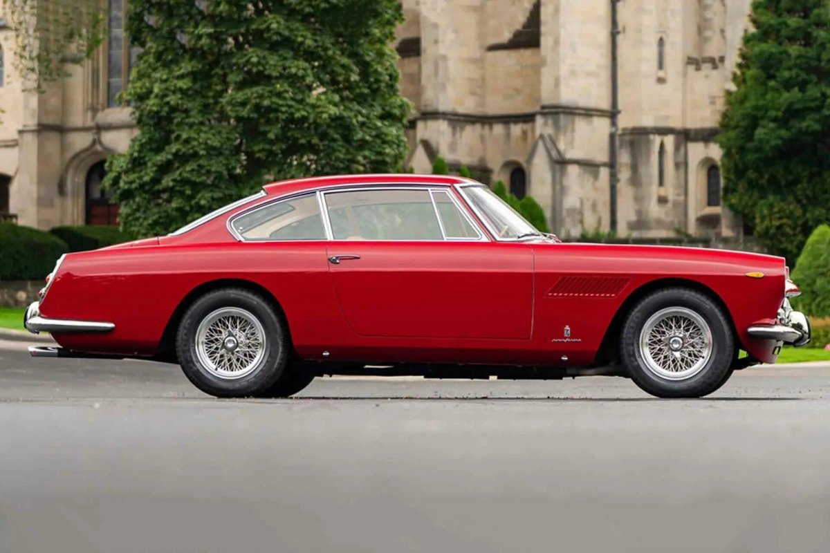 Ferrari 250 GTE 2+2