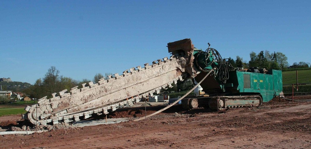 Экскаватор траншейный цепной