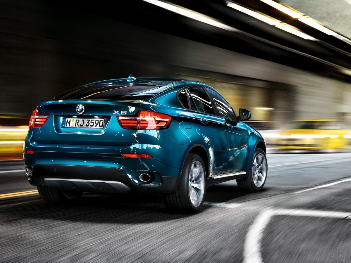 BMW x6 2022 Blue
