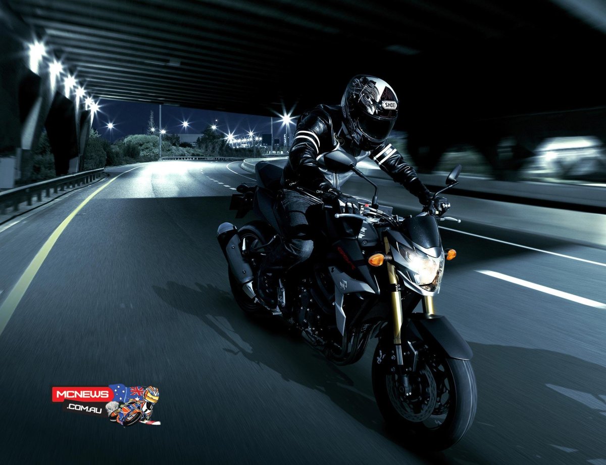 Гонки на мотоциклах в городе