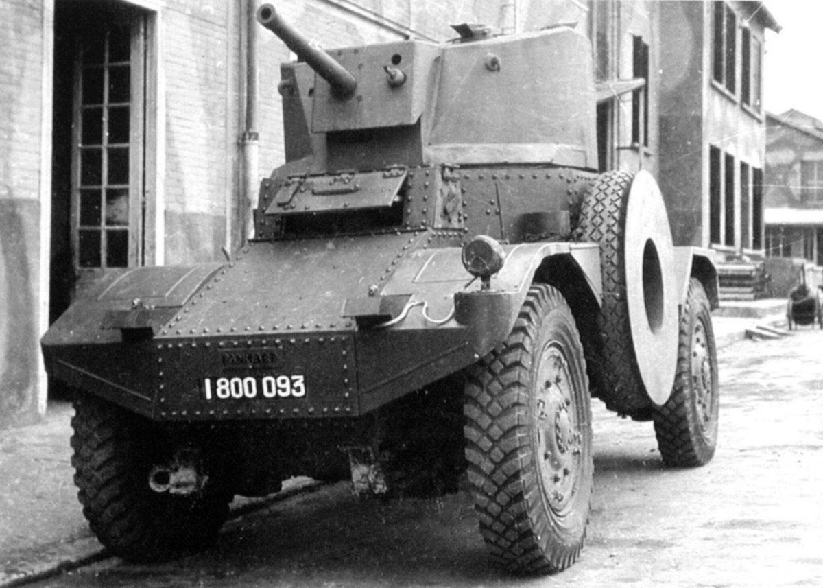Panhard 178 AMD-35